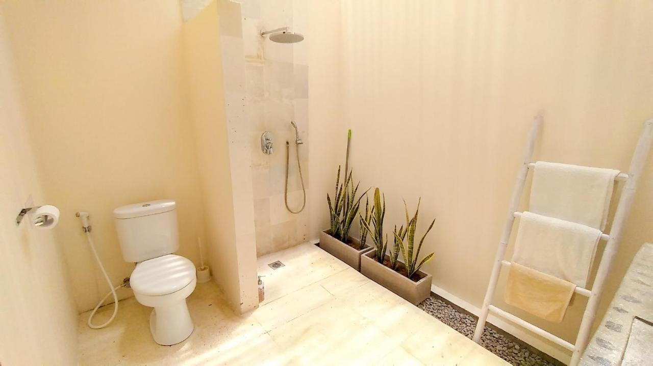 Villa Atas Pelangi Kuta  Экстерьер фото